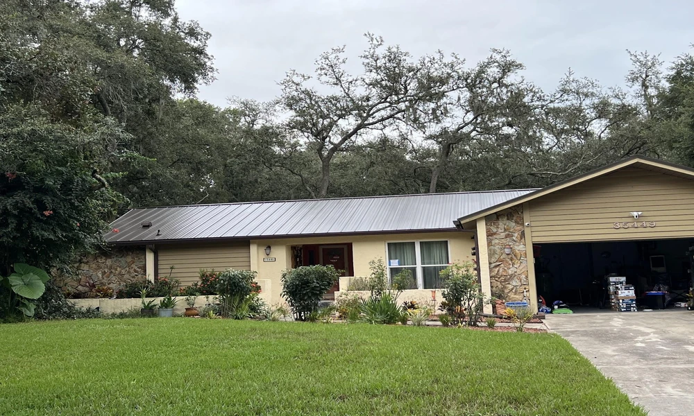 How to Clean a Metal Roof Without Damaging the Finish
